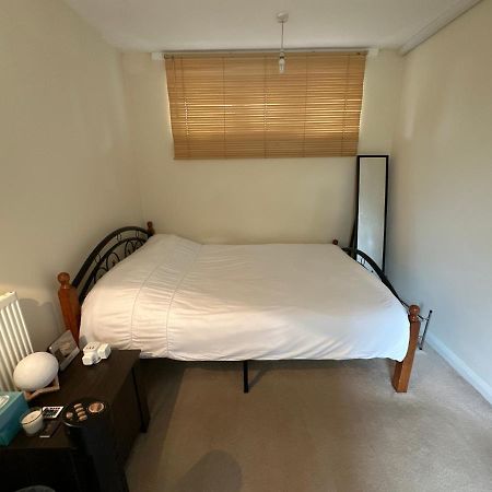 Cozy Room In Shared Home Near Canary Wharf Londra Exterior foto