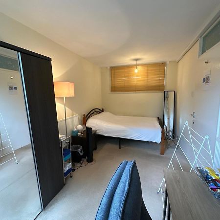 Cozy Room In Shared Home Near Canary Wharf Londra Exterior foto